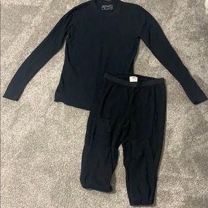 Heat absorbed long sleeve and leggings